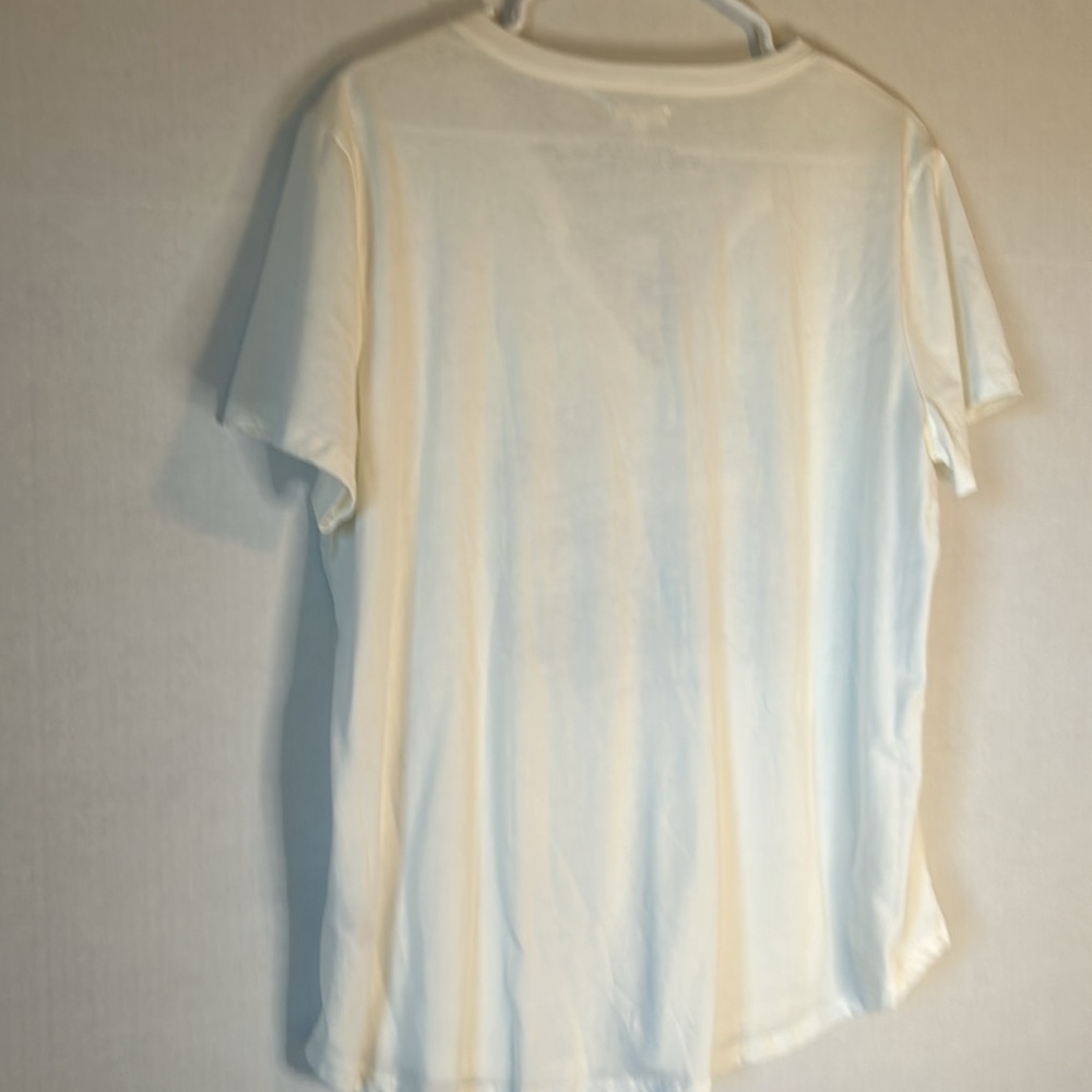 NWT Maurices “Market Fresh Flowers” Graphic Short Sleeve Tee. Size XL - Picture 3 of 14